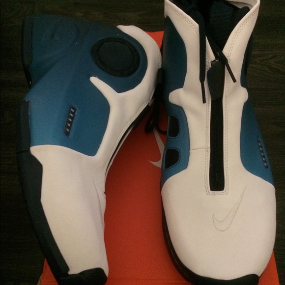 Nike Other - SOLD! NIB Nike Air Flightposite size 15